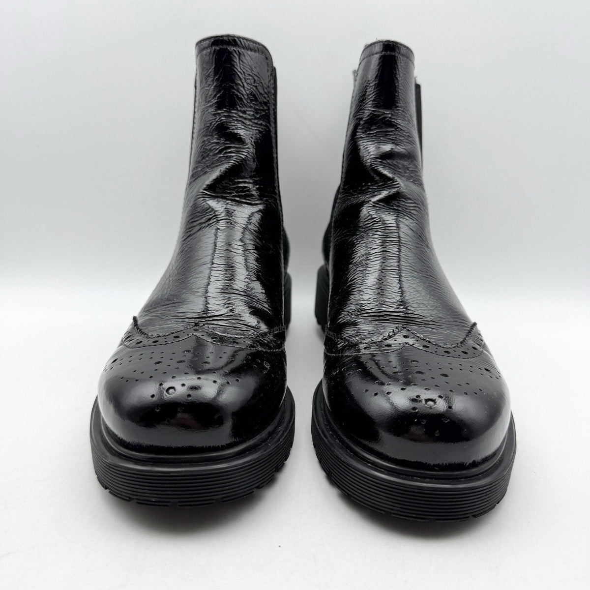La Canadienne Womens Haley Chelsea Boots Size 8 EU 38.5 Black Leather NWOB