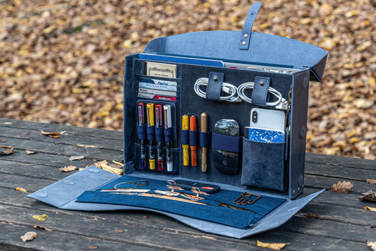 Writer's Medic Bag - XLarge Crazy Horse Navy Blue