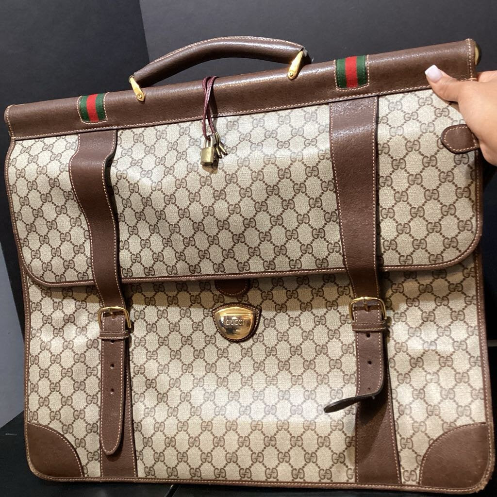 Gucci Garment Messenger LUGGAGE XL