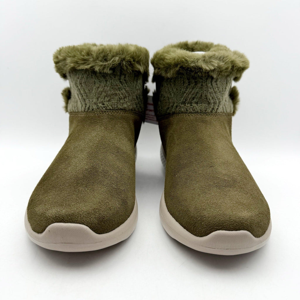 Skechers Womens On The Go City Booties Size 7 M Green Suede Water Repellent NIB
