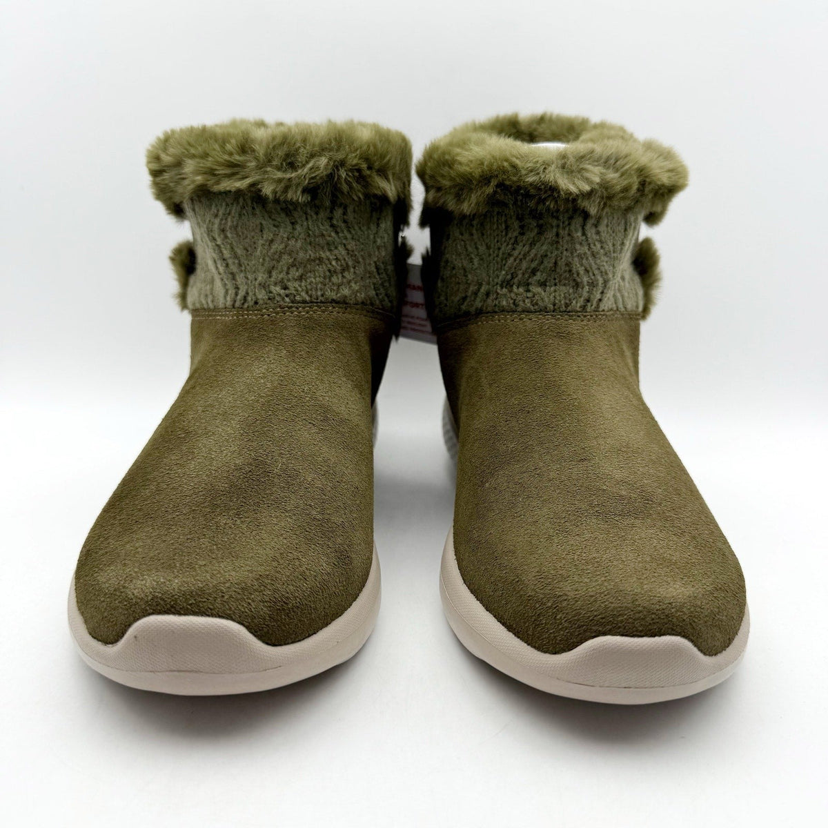 Skechers Womens On The Go City Booties Size 7 M Green Suede Water Repellent NIB