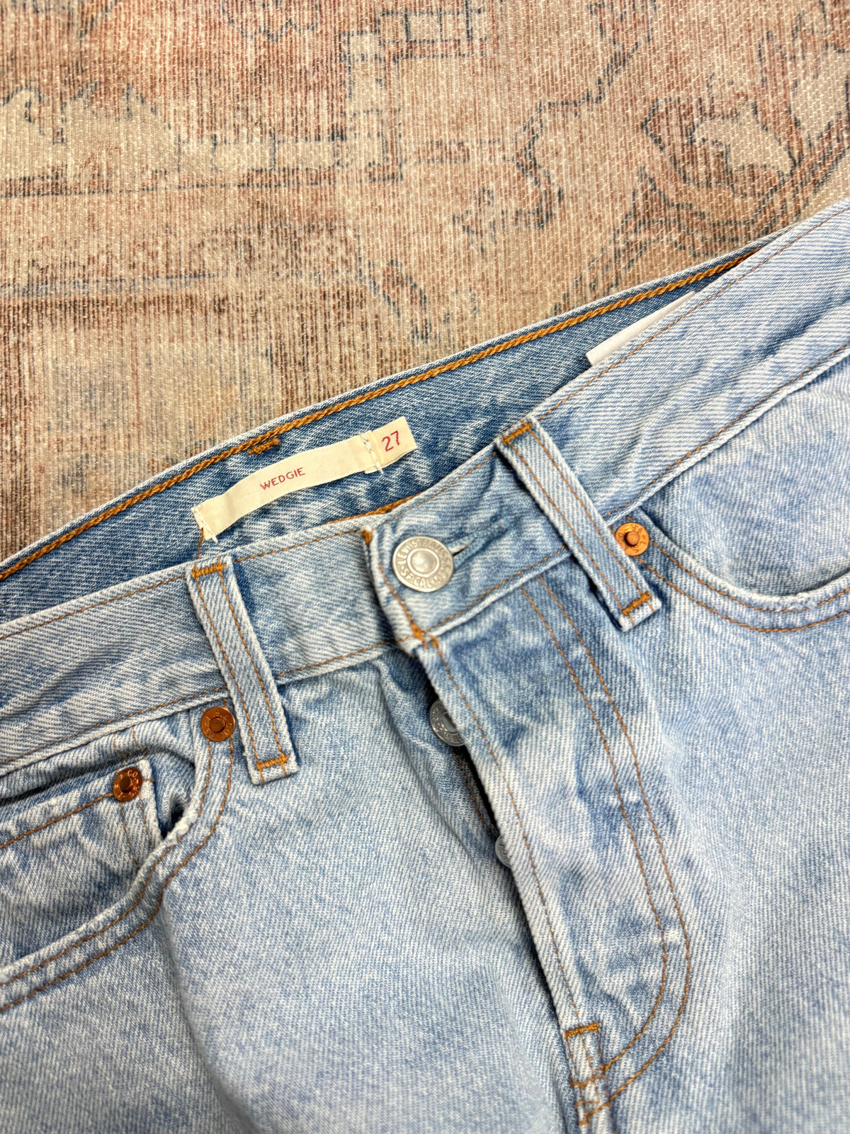 Levi’s Wedgie HR Jeans (27x27)