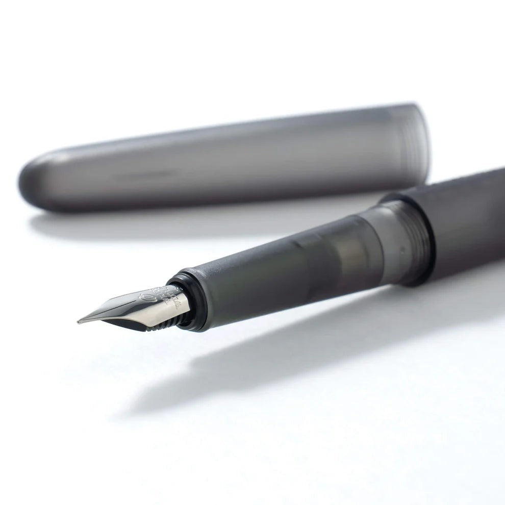 Kakimori Frost Fountain Pen - Graphite