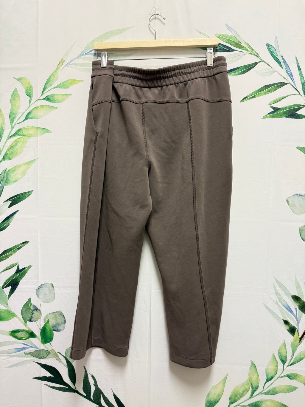 Lululemon Softstreme Straight Crop HR Pant 24” (14)