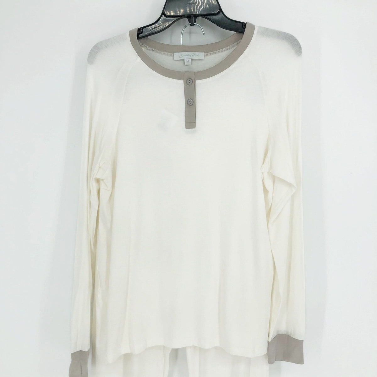 EVERYDAY RITUAL Women's Pajamas Set Medium Cream Knit Henley Jogger Stretch NWT