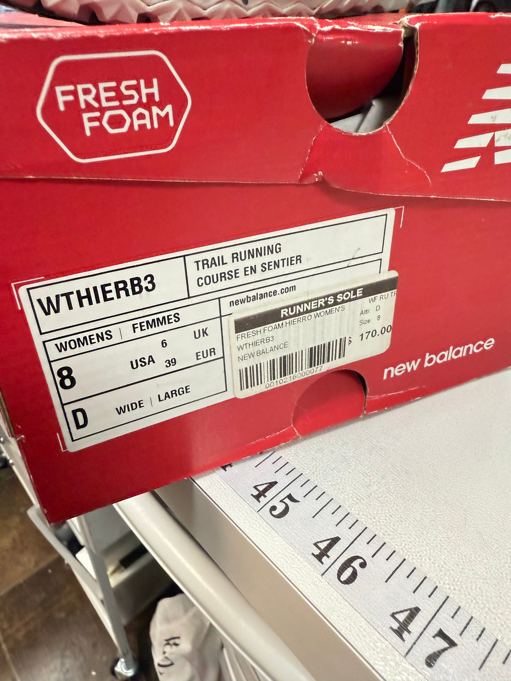 New Balance Fresh Form Hierro Runners (Womens 8 Wide)