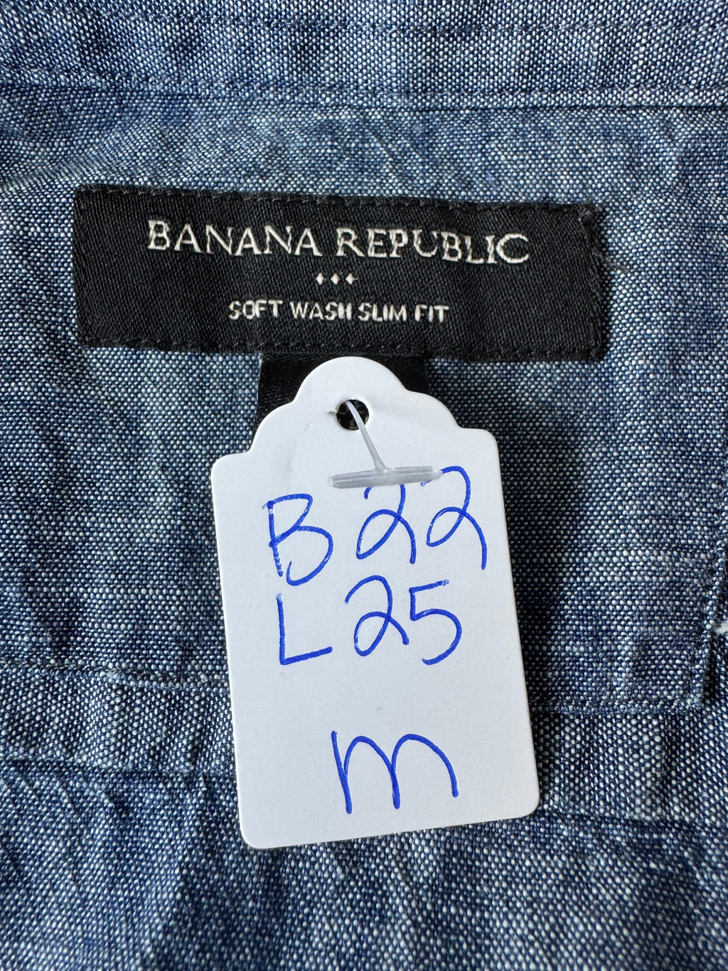 Banana Republic Denim Chambray with polka dot collar Long Sleeve - Medium