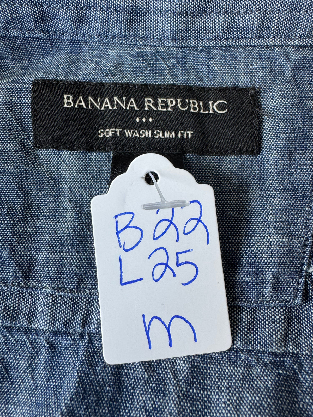 Banana Republic Denim Chambray with polka dot collar Long Sleeve - Medium