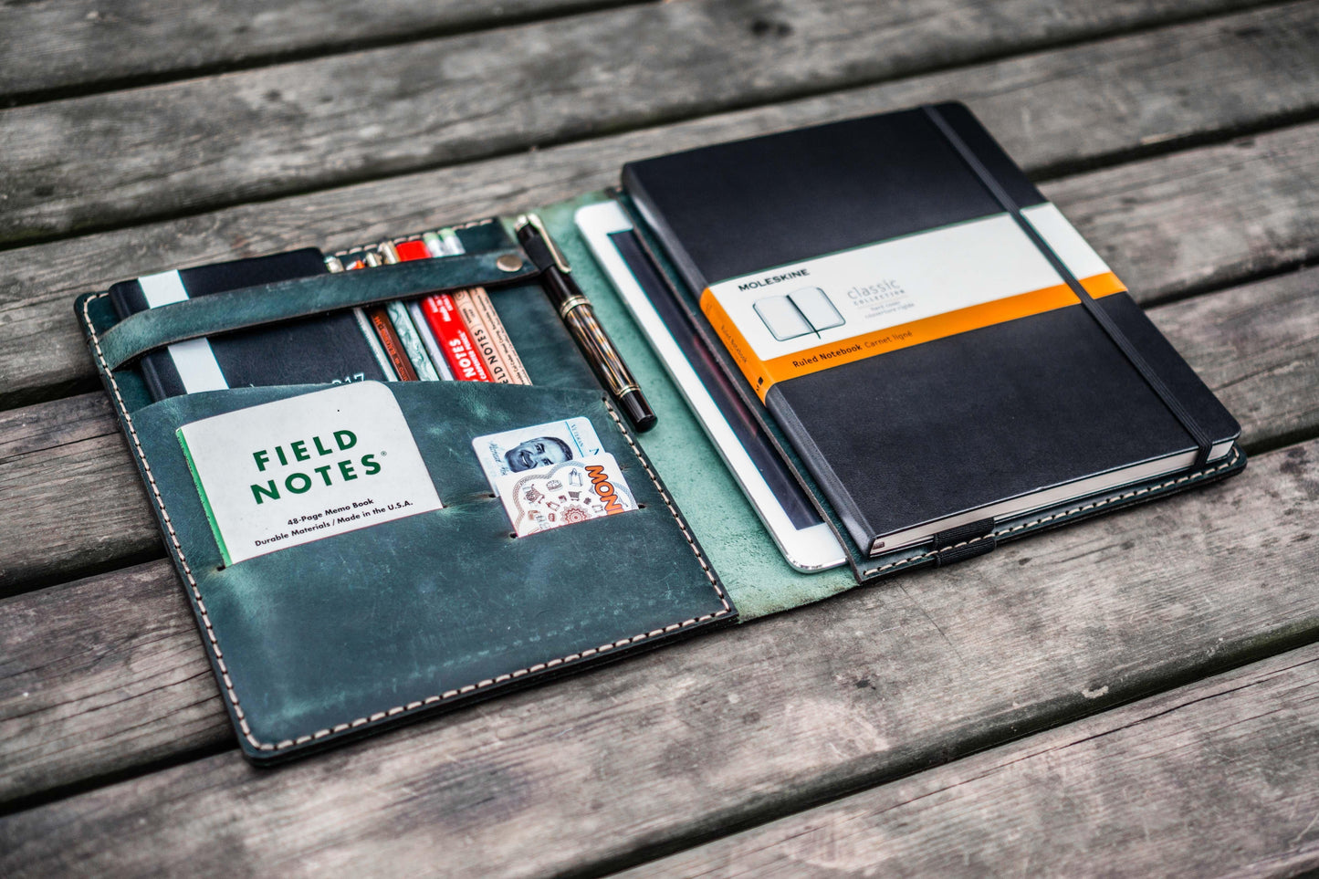 iPad Air/Pro & Extra Large Moleskine Cover - Crazy Horse Forest Green