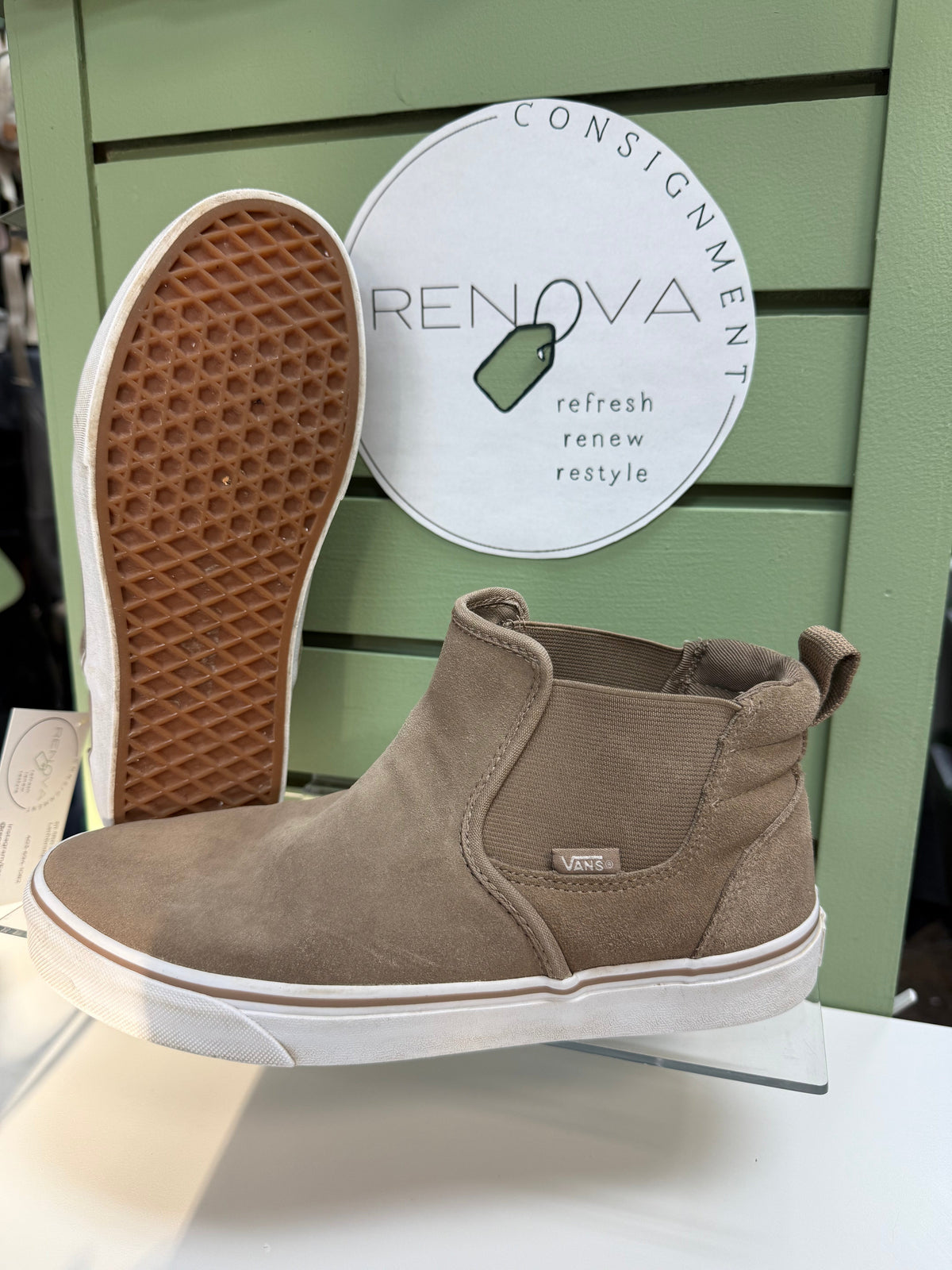 Vans Asher Mid Slip On Sneakers (Mens 8/ Womens 9.5)