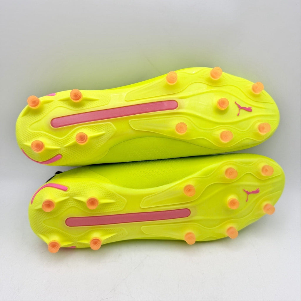 PUMA Mens King Ultimate Soccer Cleats Size 12 EU 46 Neon Yellow Athletic NWOB