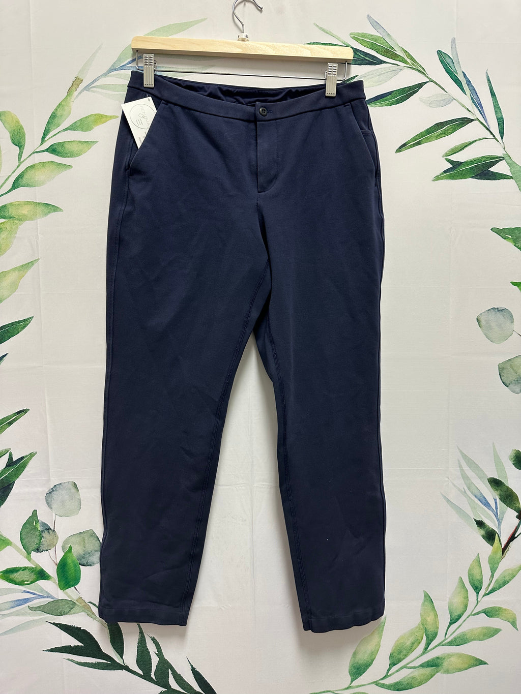 Lululemon City Trek MR Trouser 28” (8)