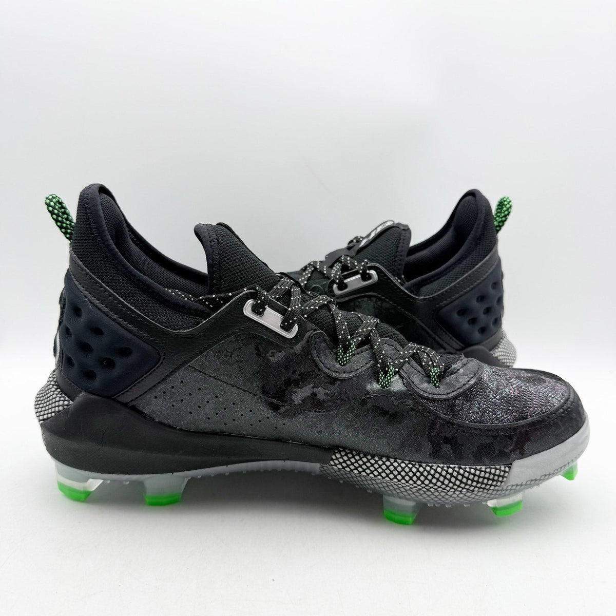 Under Armour Mens Harper 8 Elite Baseball Cleats Size 11 EU 45 Black Green NWOB