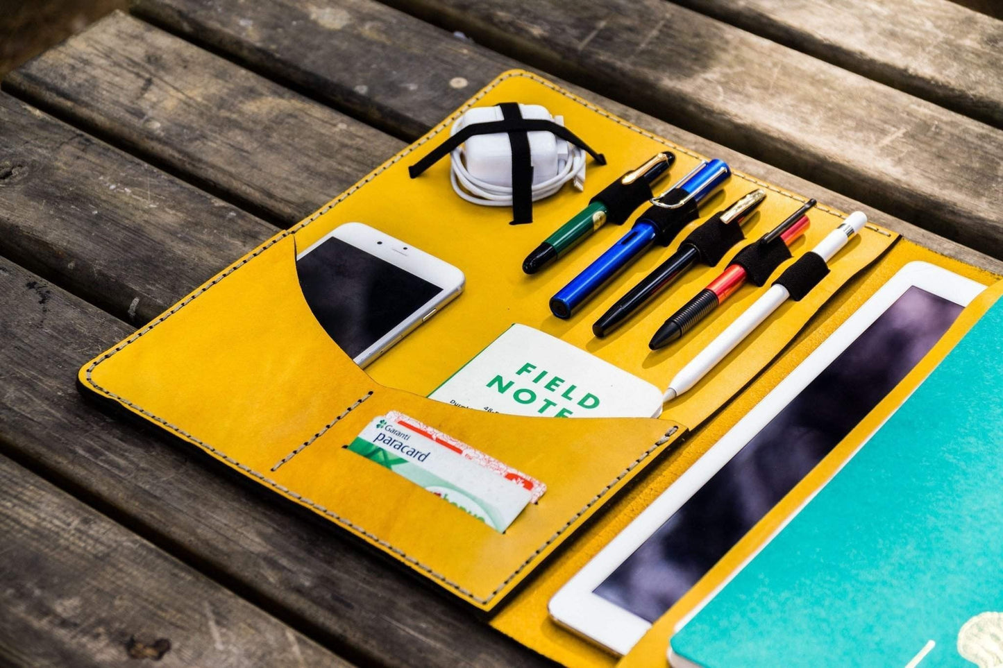Leuchtturm1917 A4 - A4+ Leather Cover Portfolio - Yellow