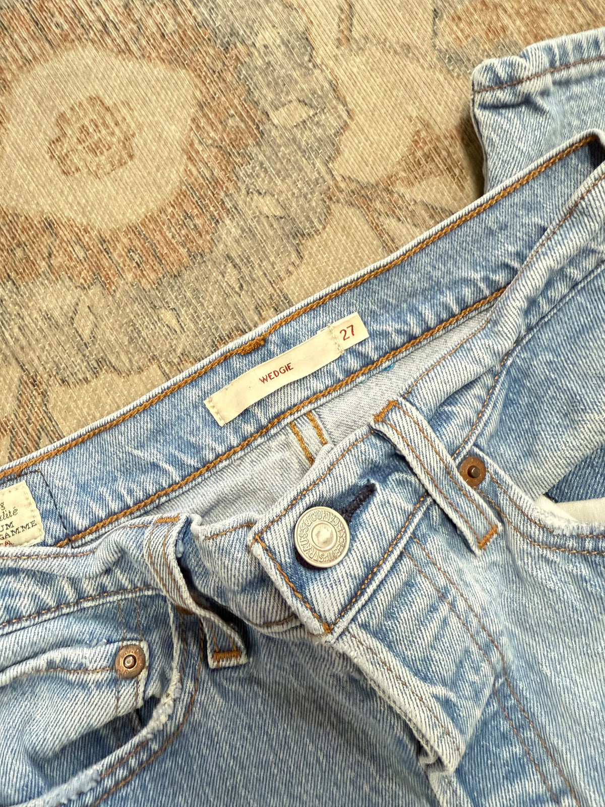Levi’s Wedgie HR Jeans (27x27)