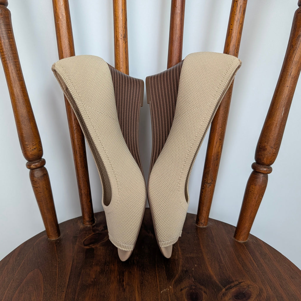 Vivaia Tamia Peep Toe Wedges - EU 38.5/US 7.5