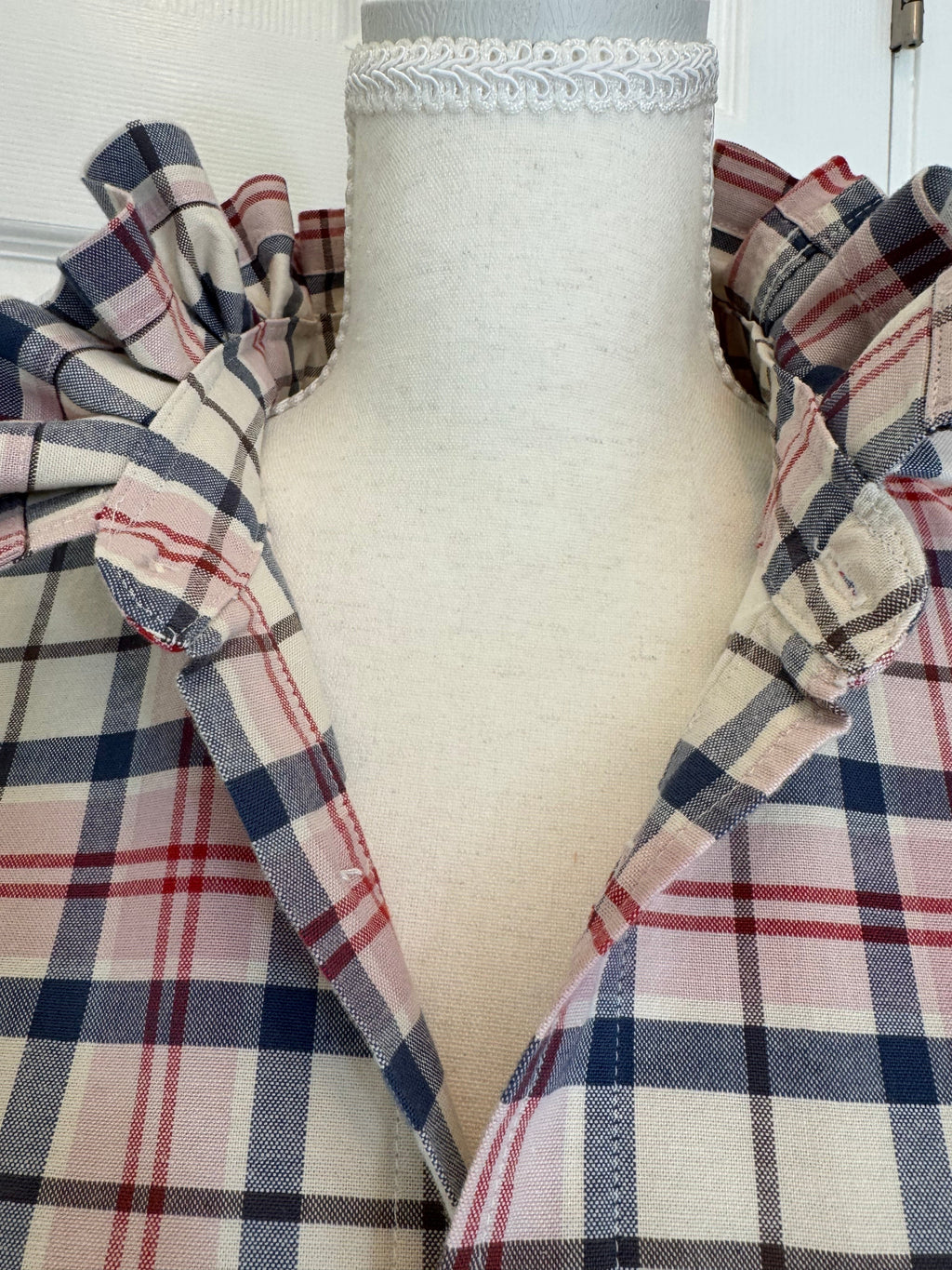 Mariette - Gap Brand New Mens Ruffle Collar Shirt - Short Sleeve - Pink and Blue Plaid Cotton/Linen Blend