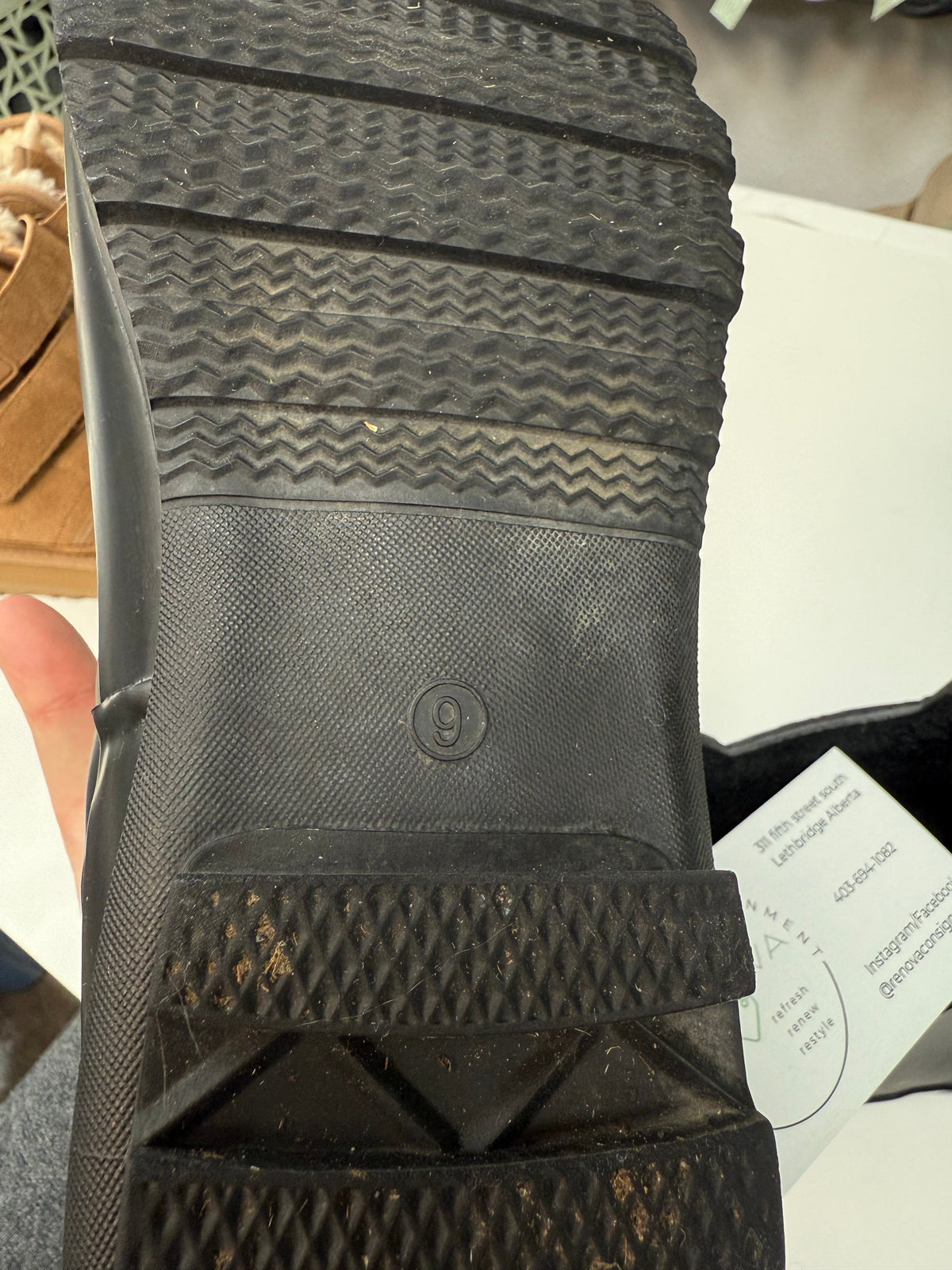 Pendleton Lined Chelsea Boots (Womens 9)