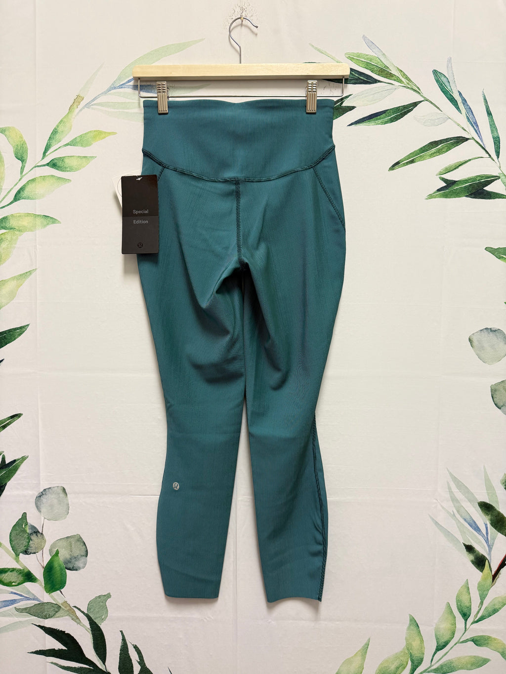 Lululemon Base Pace HR Tight SE 25” (6)