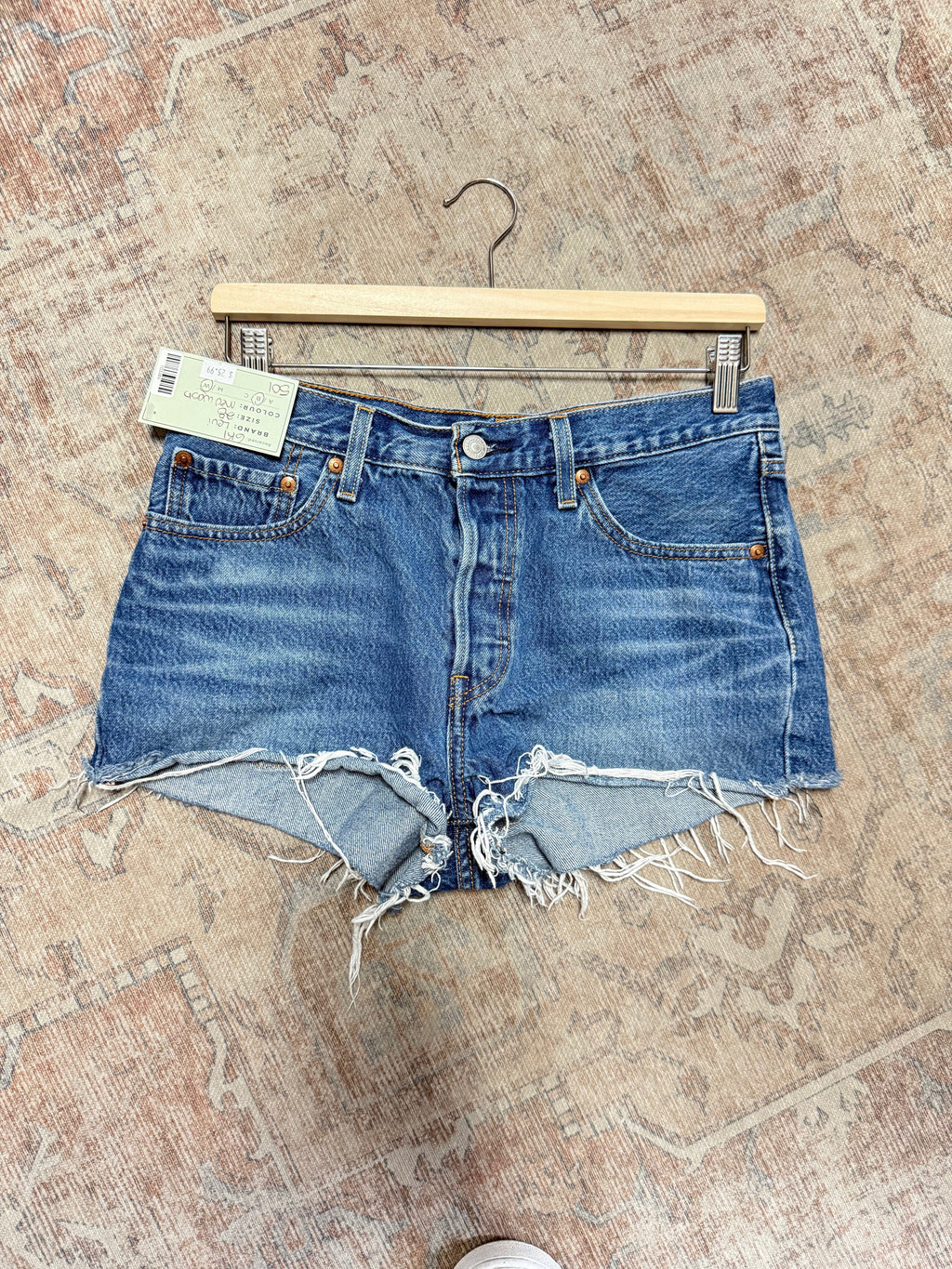 Levi’s 501 HR Shorts (28) oo*