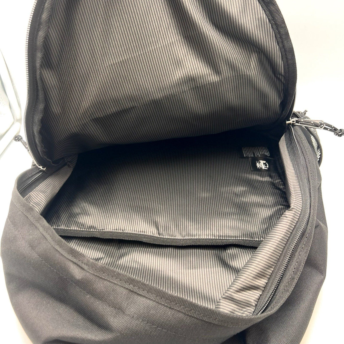HERSCHEL SUPPLY CO. Kaine Backpack 28L Black School Work Office NWT