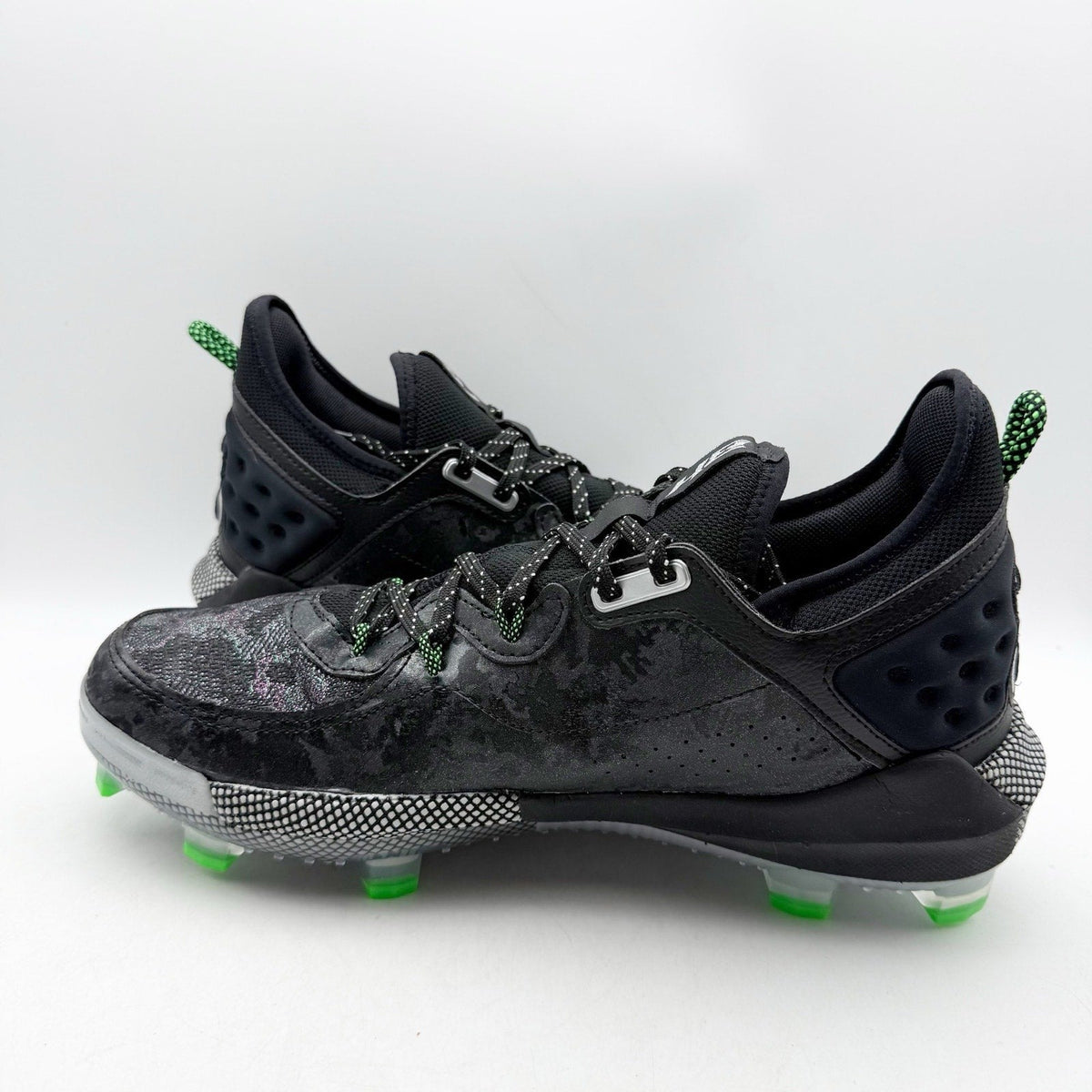 Under Armour Mens Harper 8 Elite Baseball Cleats Size 11 EU 45 Black Green NWOB