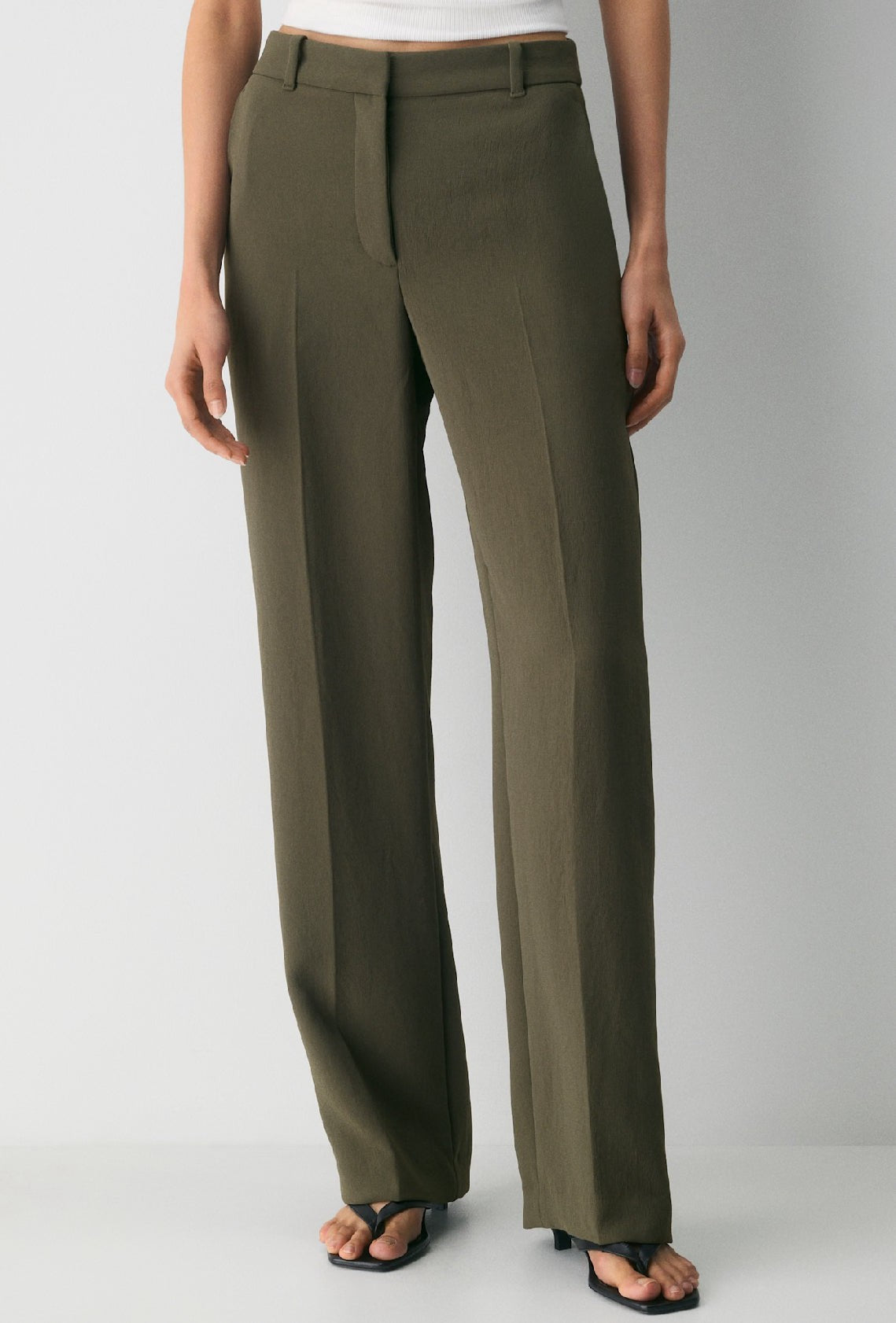 Aritzia Babaton Agency HR Pant 33” (10)