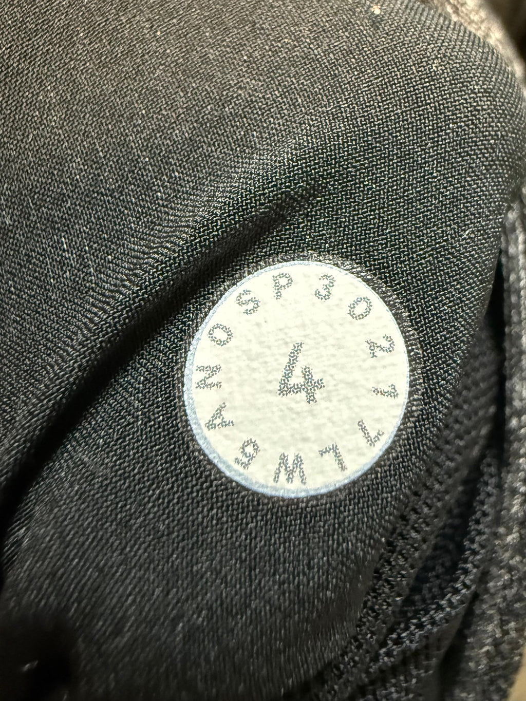 Lululemon On The Fly MR Pant 28” (4)