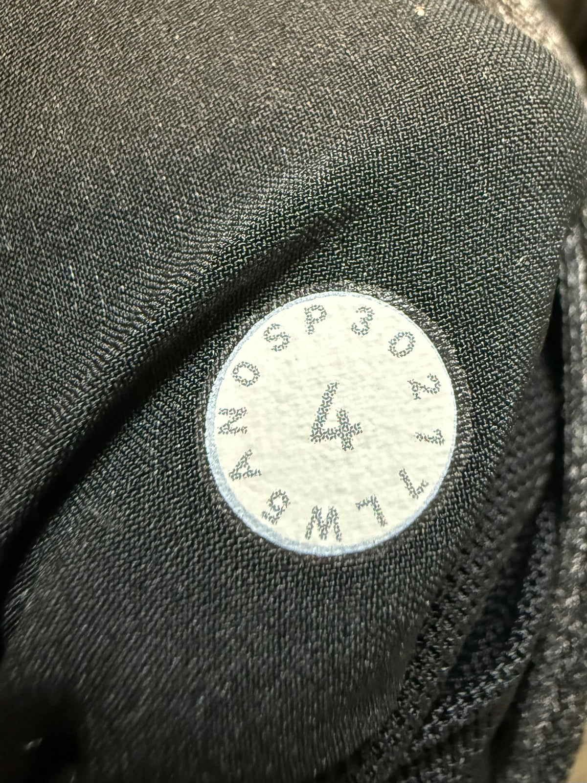 Lululemon On The Fly MR Pant 28” (4)
