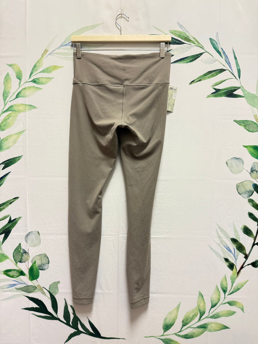 Lululemon Always On HR Tight 28” (8)