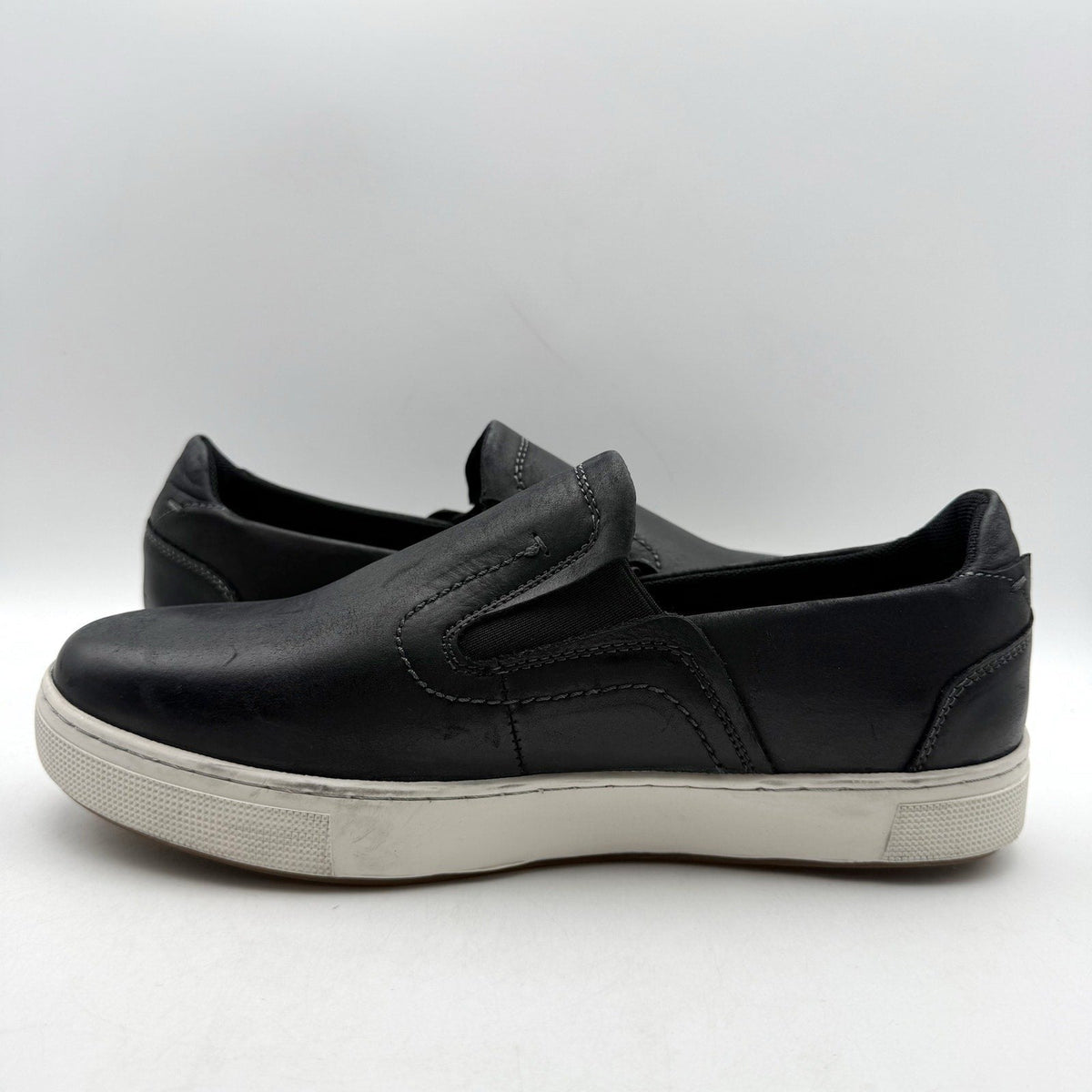 Propet Mens Kedrick Sneakers US 9.5 EEE Black White Leather Slip On NWOB