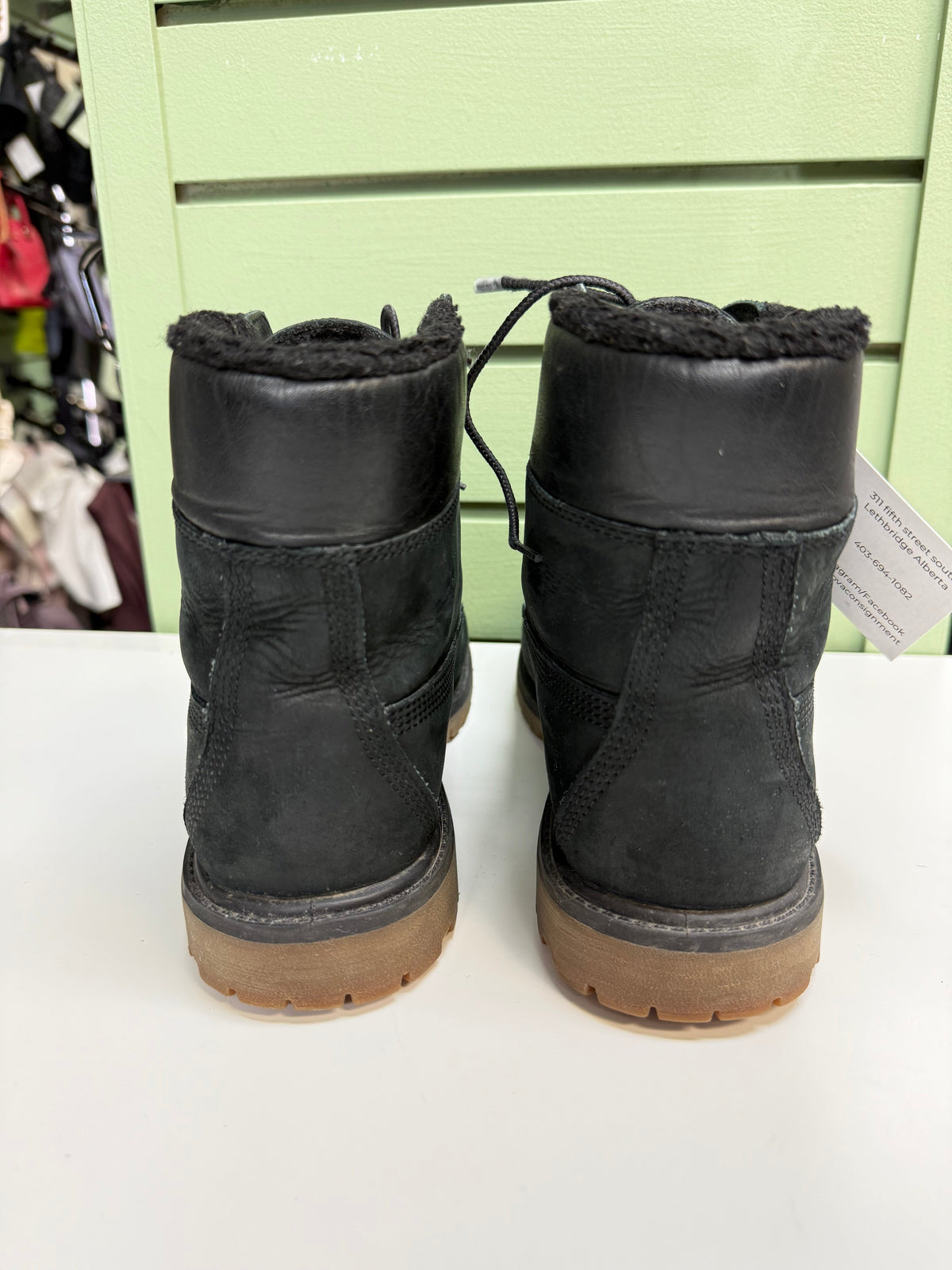 Timberland Sherpa Lined Boots (Womens 8)