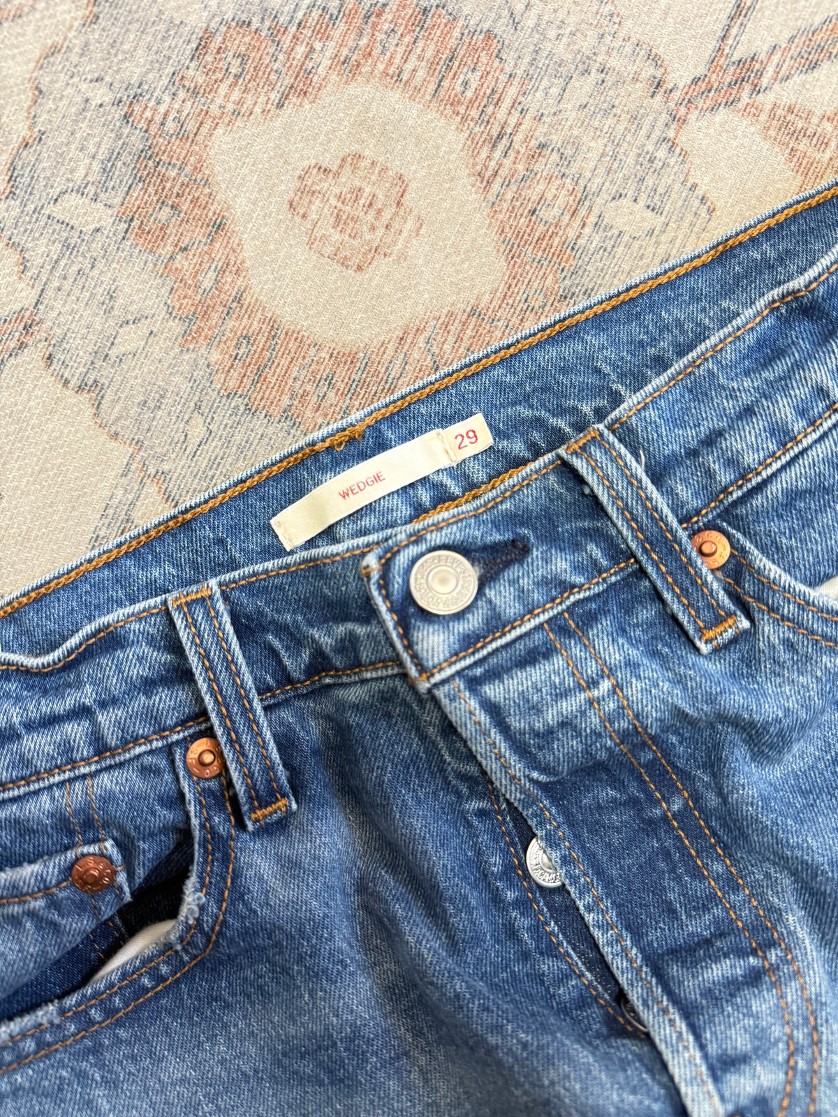 Levi’s Wedgie HR Jeans (29x27)