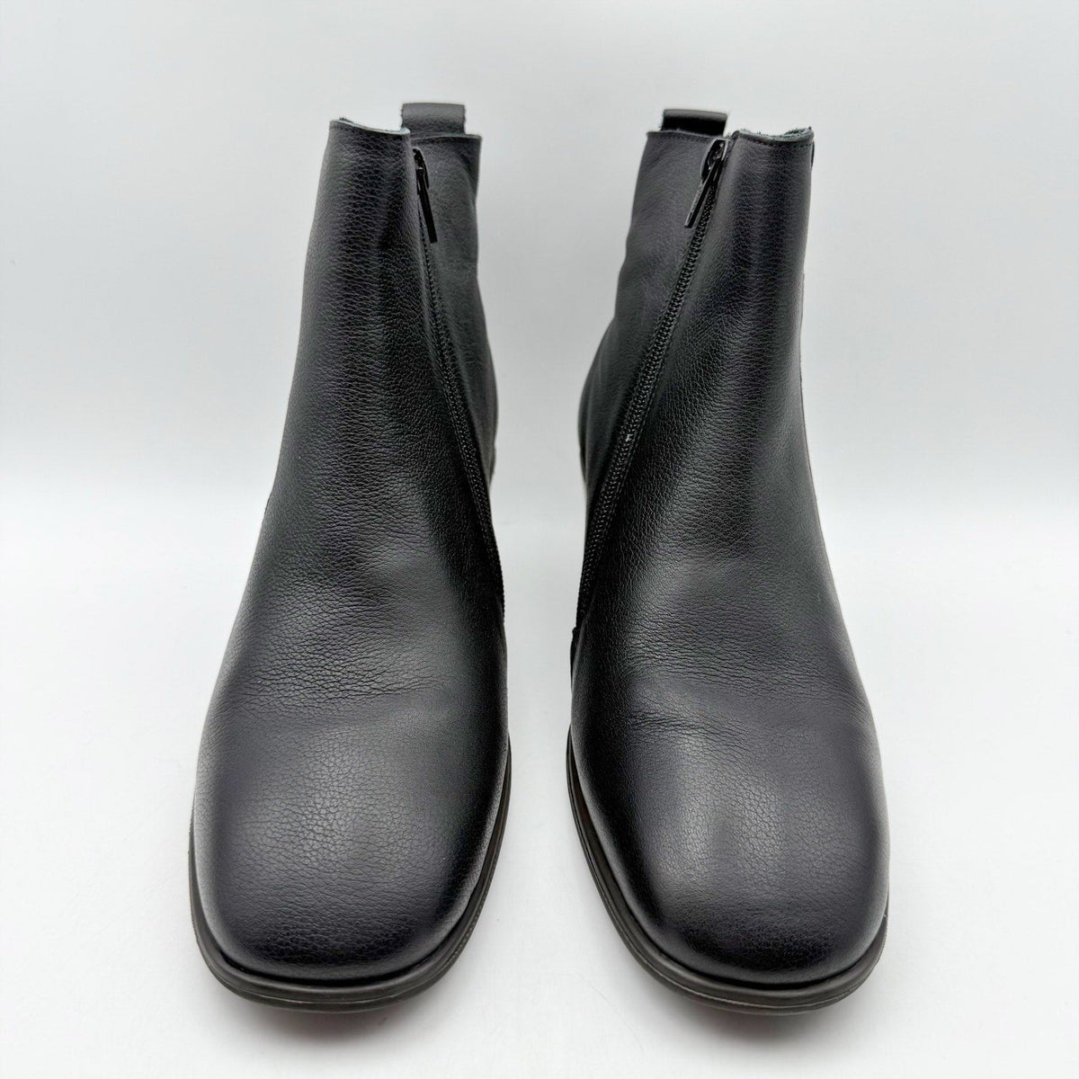 Naot Womens Ethic Ankle Boots EU 38 US 7 Black Leather NIB