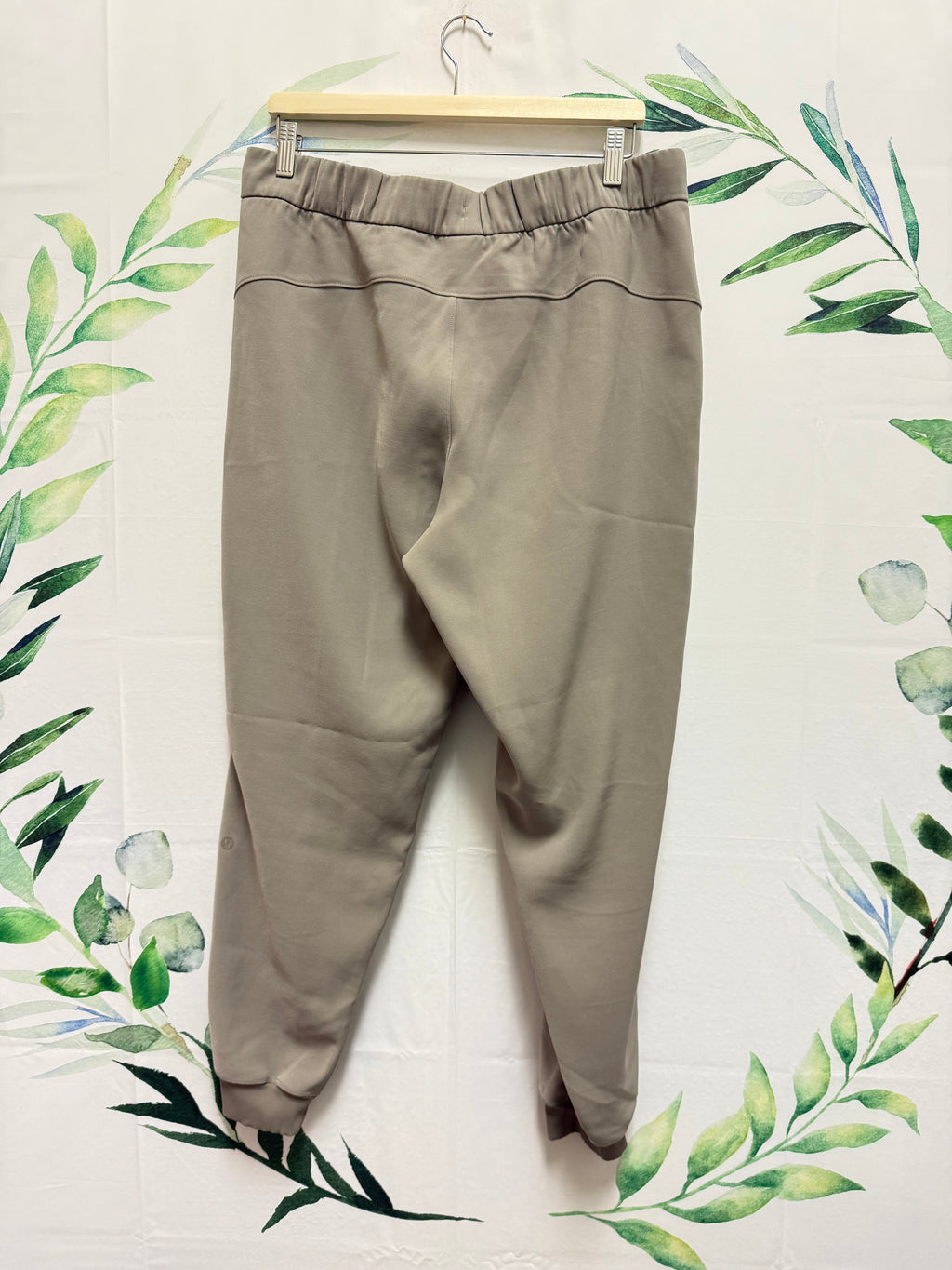 Lululemon On The Fly MR Jogger 28” (12)
