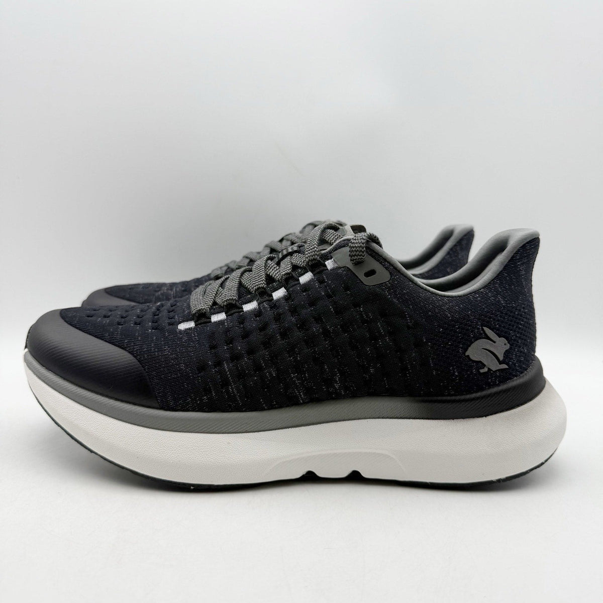 Rabbit Womens Dream Chaser Running Shoes Size 8 Black EU 38.5 Athletic NIB