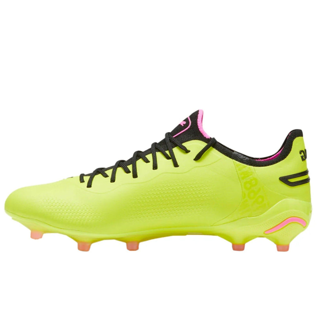 PUMA Mens King Ultimate Soccer Cleats Size 8 EU 40.5 Neon Yellow Athletic NWOB