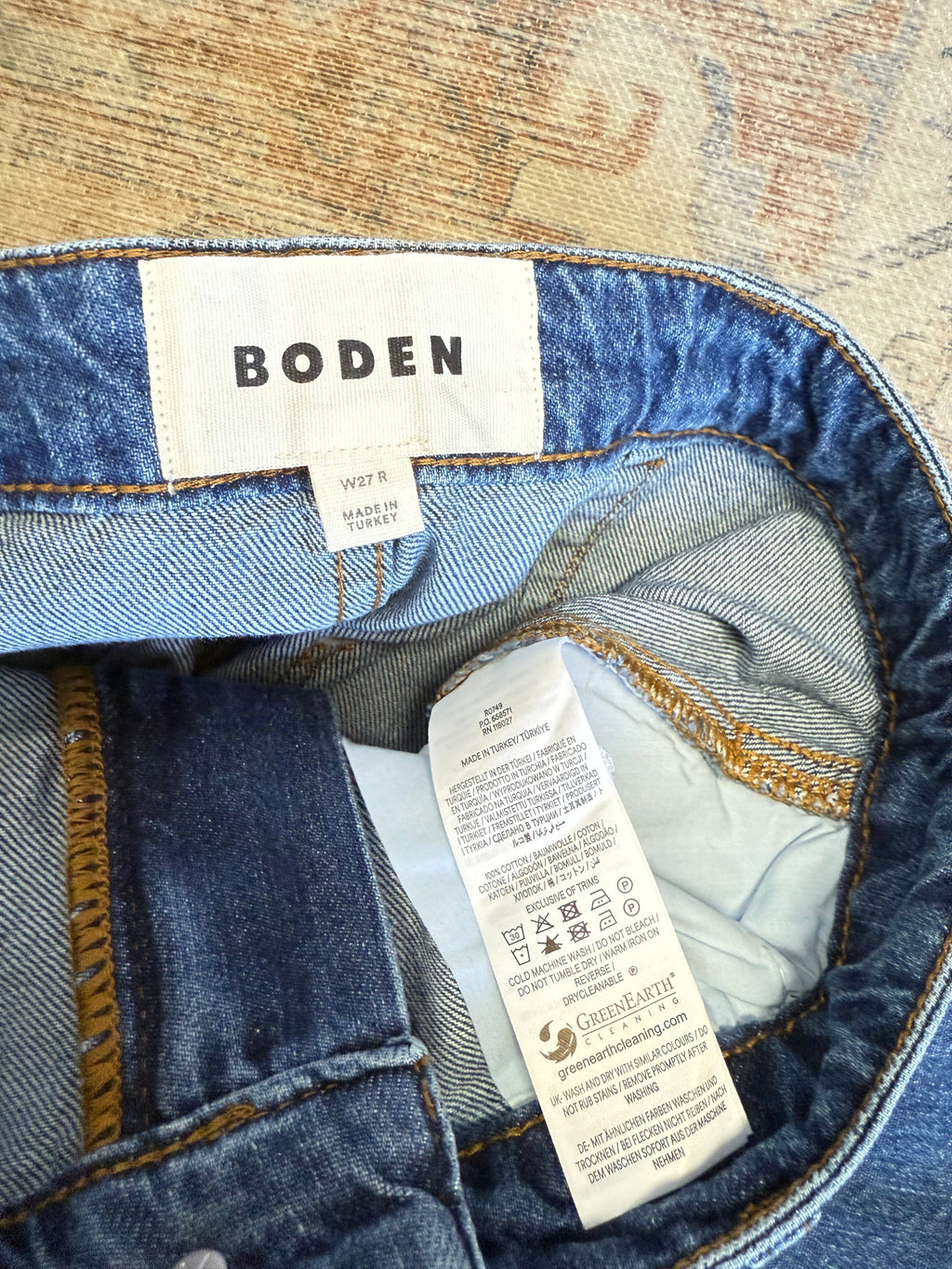 Boden Cropped Fluid HR Jeans (27x26)