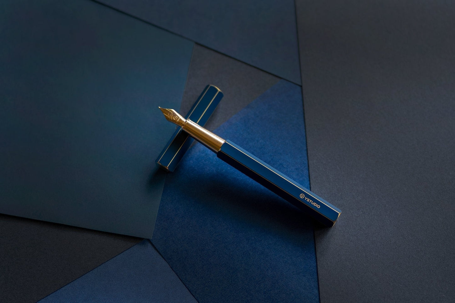 Ystudio Classic Revolve Fountain Pen - Blue