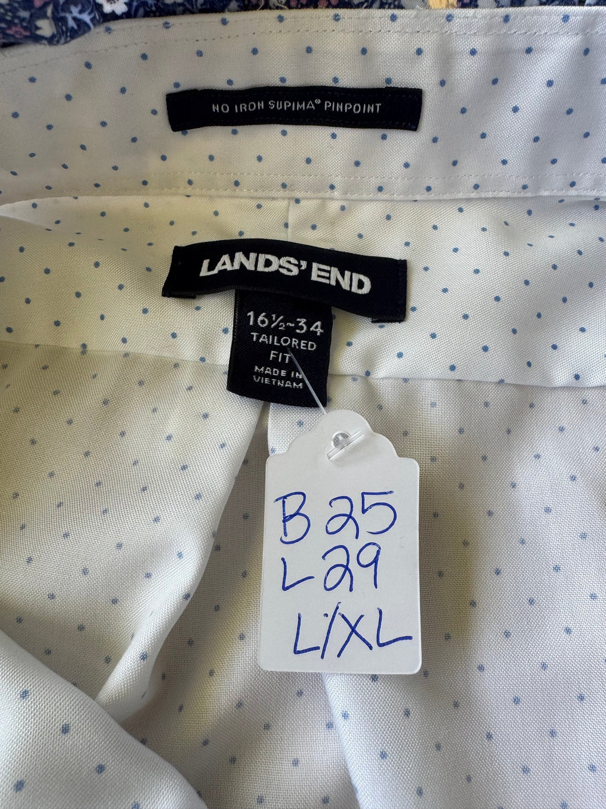 Lands End White with light blue polka dots and floral collar Long Sleeve - Large/XL