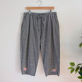 Cotton Gingham Plaid Floral Capris - XL