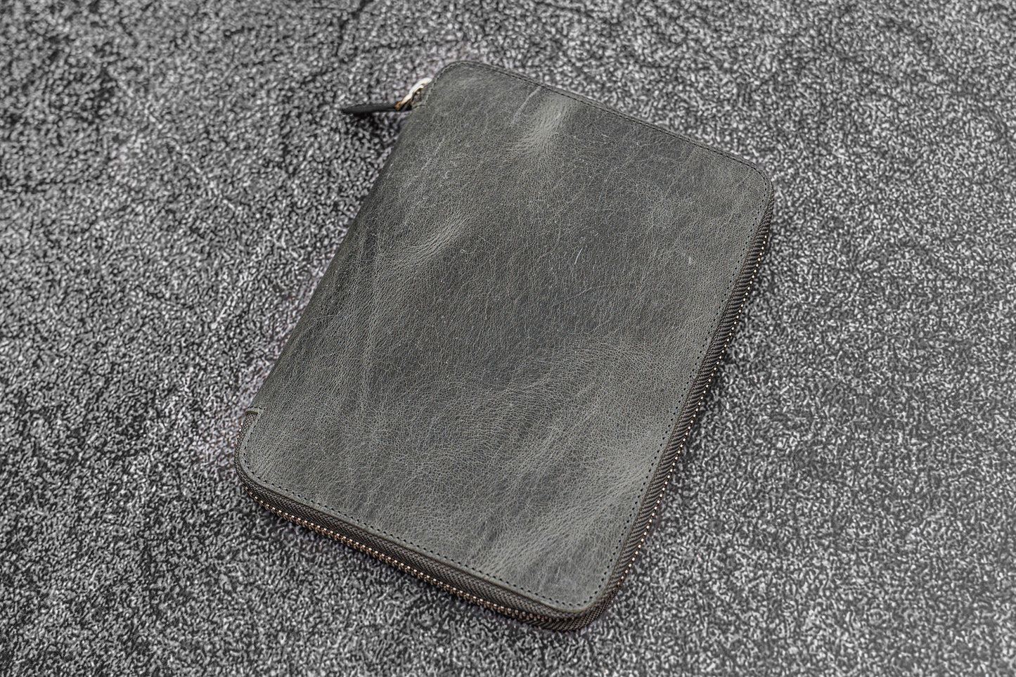 Leather Zippered iPad Mini & Large Moleskine Folio - Crazy Horse Smoky