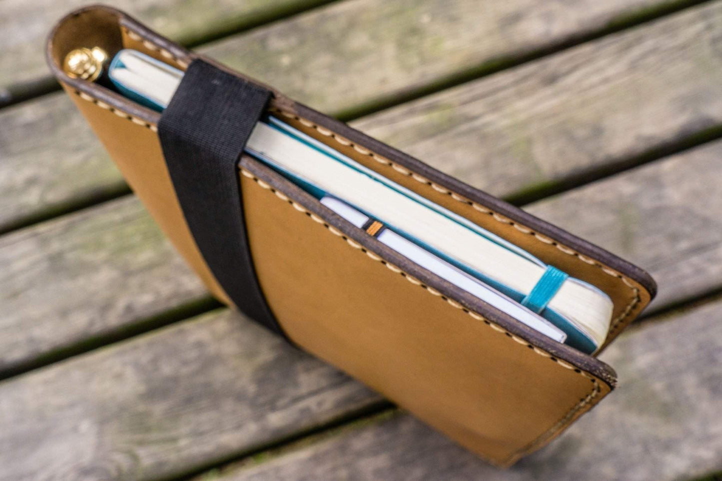 Composition Notebook Cover With iPad Air/Pro Pocket - Natural