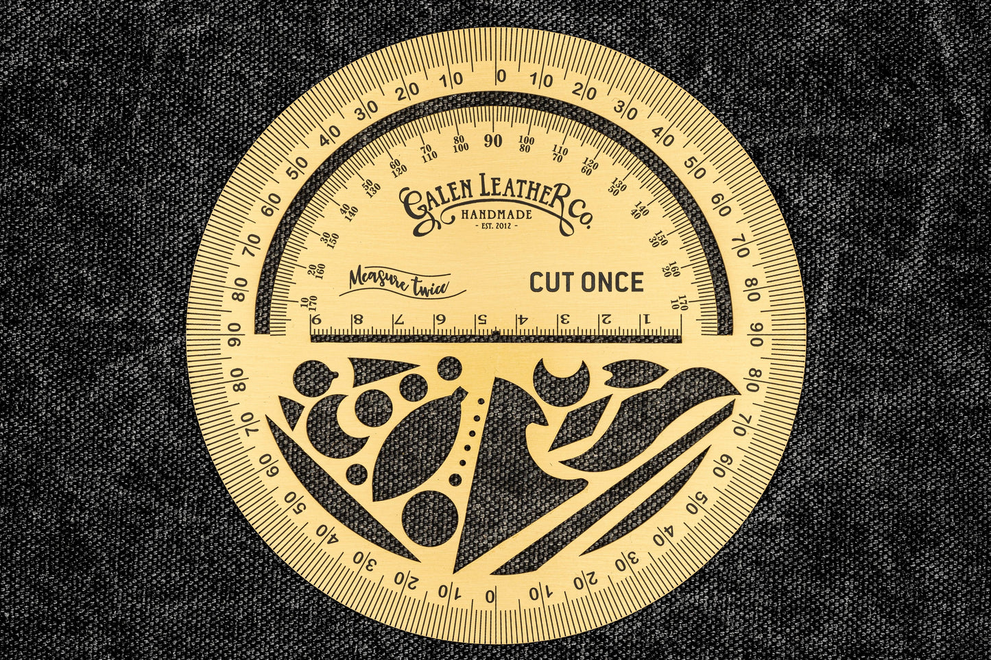 The Circle Master – Brass Master Round Design Companion