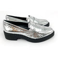 VINCE CAMUTO Womens Echika Loafer Size 8 M Silver Leather Chunky Block Heel NWOB