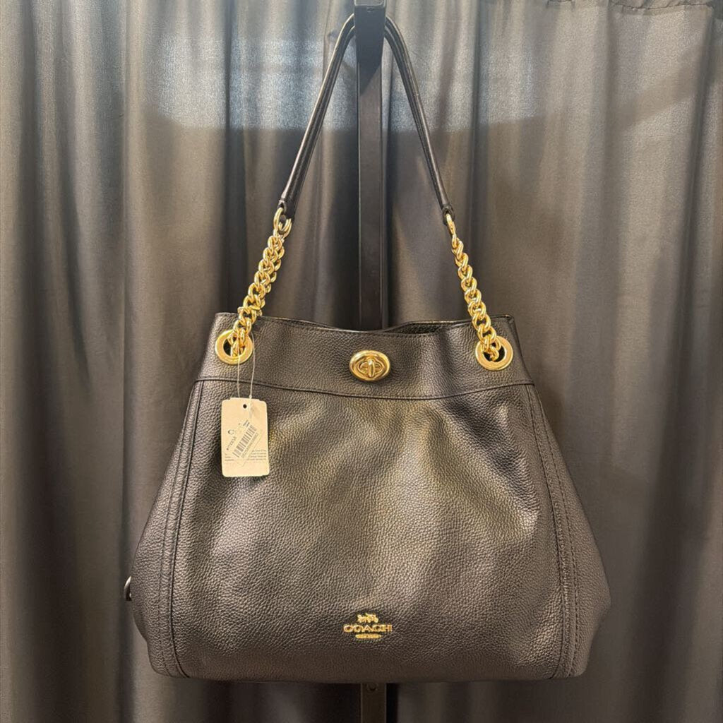 Coach NWT Pebbled Leather HANDBAGS L